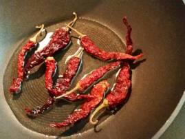 Woman Sues Neighbours For Cooking Spicy Food পাশের বাড়ির রান্নার ঝাঁঝে শ্বাসকষ্ট, আদালতের দ্বারস্থ প্রতিবেশী