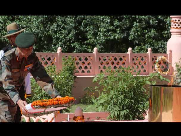 এবছর কার্গিল যুদ্ধের ১৭তম বর্ষপূর্তি>