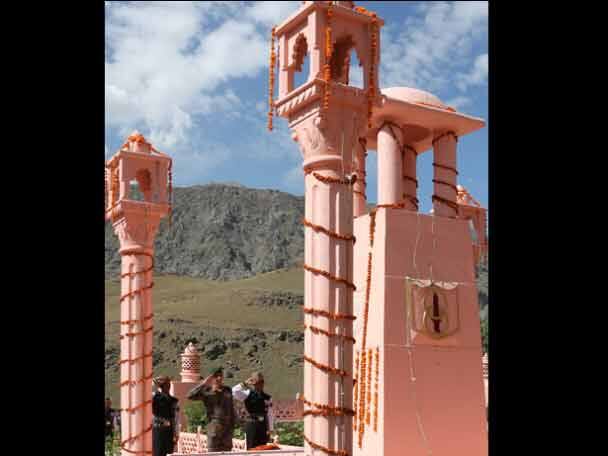 ১৯৯৯ সালে পাকিস্তানের অনুপ্রবেশকারীদের হটিয়ে দিয়েছিল ভারতীয় ফৌজ