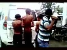 সিংহের হানায় হত গরুর চামড়া ছাড়াতে এসে নিগ্রহের শিকার হন দলিতরা: সিআই়ডি