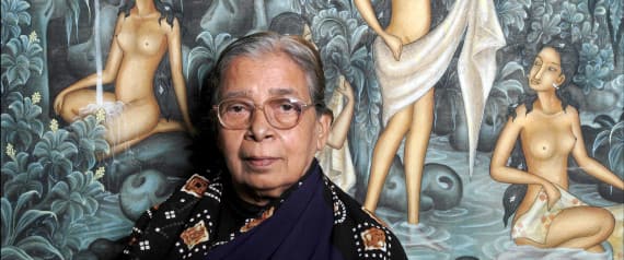 ভারতের প্রতিনিধি হিসেবে একাধিকবার বিদেশেও গিয়েছেন মহাশ্বেতা দেবী। ১৯৮৫ সালে ভারত– ফরাসি সাংস্কৃতিক বিনিময় কার্যক্রমের সদস্য হিসেবে যান প্যারিসে। ১৯৮৬ ফ্রাঙ্কফুর্ট বইমেলা ভারতীয় লেখক দলের সদস্য হিসেবে যান পশ্চিম জার্মানি ও লন্ডন ভ্রমণ। ১৯৮৮ সালে ‘মার্কসিস্ট স্টাডি সার্কল’-এর আমন্ত্রণে যান মার্কিন যুক্তরাষ্ট্রের পিটসবার্গ বিশ্ববিদ্যালয়ে। ১৯৯২ সালে ফরাসি সংস্কৃতি মন্ত্রকের আহ্বানে বাঙালি লেখিকা হিসেবে ফ্রান্সেও যান মহাশ্বেতা। 