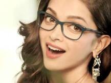 বলিউডের অভিনেত্রীদের মধ্যে সবচেয়ে বেশি পারিশ্রমিক পাচ্ছেন দীপিকা!