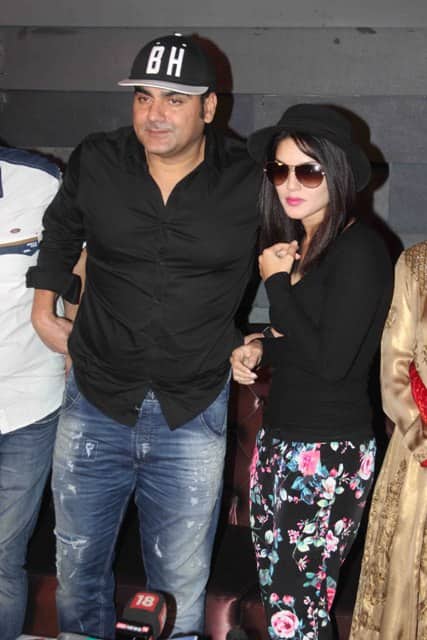 রিয়েল লাইফে তাঁর রোমান্স চলবে স্ত্রী মালাইকার সঙ্গে। সব ছবি-সোলারিজ ইমেজ 