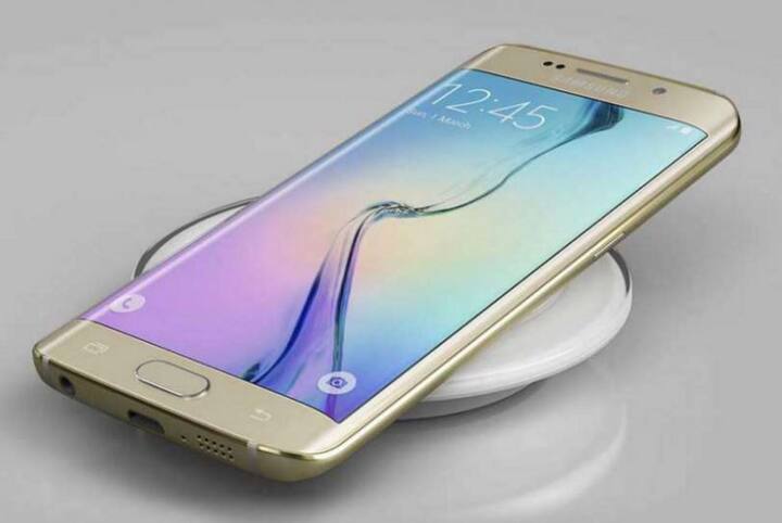  স্যামসাং গ্যালাক্সি এস৬ এজ-এর দাম প্রথমে ছিল ৫৮,৯০০ টাকা। বর্তমানে দাম কমে হয়েছে ৪০ হাজার টাকা।