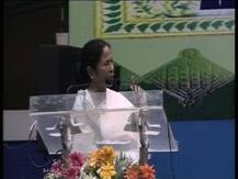 'ধর্মের নামে সুড়সুড়ি দিচ্ছে', সংখ্যালঘু ও দলিত নির্যাতনে বিজেপিকে আক্রমণ মমতার