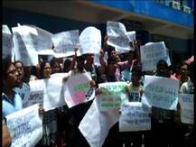 চিকিৎসার পরিকাঠামো ও নিরাপত্তার অভাবে সাগর দত্ত মেডিক্যাল কলেজে ইন্টার্নদের বিক্ষোভ