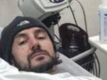 অ্যাপেলের আইফোন ফেটে পা পুড়ে গুরুতর জখম যুবক