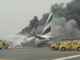 Emirates Flight From Thiruvananthapuram Crash Lands In Dubai দুবাইয়ে ক্র্যাশ ল্যান্ডিং এমিরেটস বিমানের, নিরাপদে যাত্রীরা
