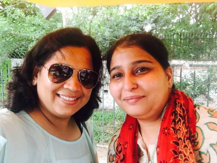 ছমাসে দ্বিতীয়বারের জন্যে দুর্ঘটনার সম্মুখীন হন উর্ব্বশীর স্বামী। তাঁর শরীরের নীচের অংশে একটা জটিল অস্ত্রোপচার করার পরামর্শ দিয়েছেন চিকিত্সক