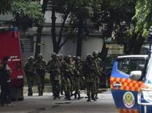 ঢাকায় ক্যাফেতে হামলা: গ্রেফতার ব্রিটিশ নাগরিক সহ ২