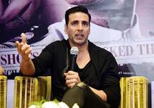 উরি হামলায় মরলেন জওয়ানরা, অথচ বিতর্ক হচ্ছে পাক শিল্পীদের নিষিদ্ধ করা নিয়ে! ক্ষুব্ধ অক্ষয়