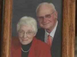 Couple Married 63 Yrs Die Minutes Apart In Same Room পাশের বেডে মৃত স্ত্রীকে দেখতে দেখতেই মারা গেলেন স্বামী!