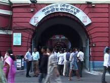 প্লাস্টিক কাপ বর্জন করুন, পুর স্বাস্থ্যকেন্দ্রে চিকিৎসকরা দেরিতে এলে বরদাস্ত নয়, ডেঙ্গি মোকাবিলায় কড়া পুরসভা