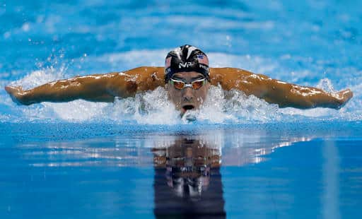 ২০০ মিটার বাটারফ্লাইয়ের সেমিফাইনালে মাইকেল ফেল্পস। ছবি সৌজন্যে এপি