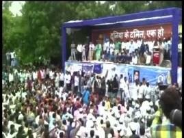 20 Dalits Thrashed While Returning From Protest Rally In Una উনায় প্রতিবাদ মিছিল থেকে ফেরার সময় দলিতদের ওপর হামলা, গুরুতর জখম ২০