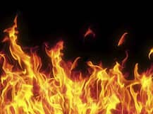 ২৪ ঘণ্টায় কাশ্মীরে ৩ টি স্কুলে আগুন