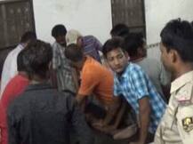 বিহারে চোলাই মদ খেয়ে ১২ জনের মৃত্যু