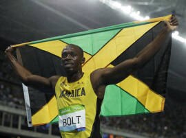 Usain Bolt Does It Again Winning 200 Meter Olympic Gold ২০০ মিটারেও সোনা উসেইন বোল্টের