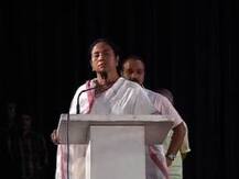 ‘ভাবুন ভোট, নোট নয়’ সিন্ডিকেট-তোলাবাজি নিয়ে দলীয় কাউন্সিলরদের হুঁশিয়ারি মমতার