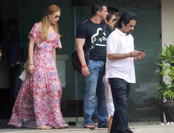 ছিলেন সলমনের গার্লফ্রেন্ড ইউলিয়া ভান্তুরও। 