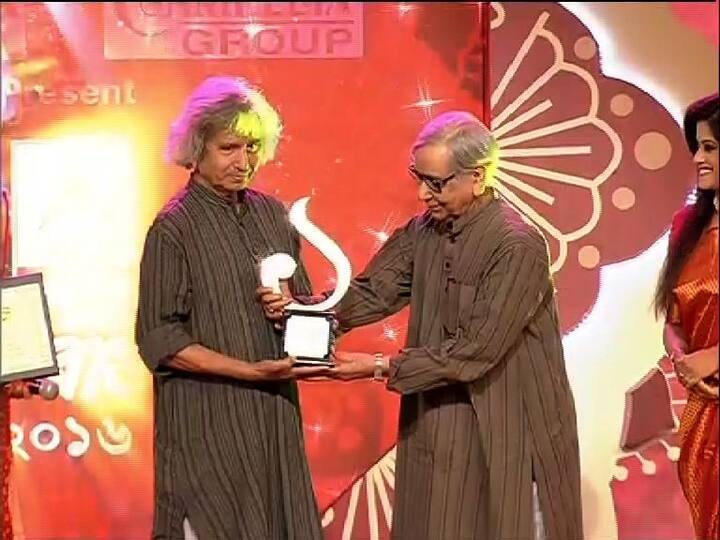 শিল্পকলায় সেরার সম্মান যোগেন চৌধুরীকে। 