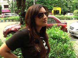 Actress Ushasi Chakraborty Allegedly Heckled For Protesting Noise Pollution তারস্বরে মাইক বাজানোর প্রতিবাদ করে ‘হেনস্থা’র শিকার ঊষসী চক্রবর্তী