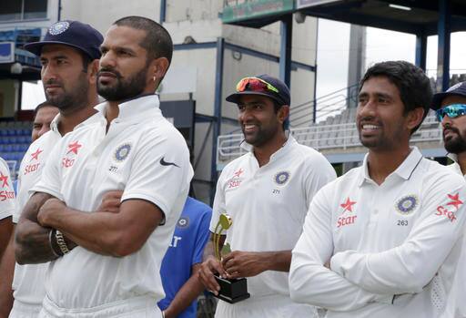 ম্যাচের শেষে পুরস্কার প্রদান অনুষ্ঠানে অশ্বিনকে ম্যান অফ দ্য সিরিজ ঘোষণা করা হয়। 