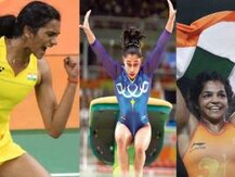 সিন্ধু, সাক্ষী ও দীপার জন্য হীরের নেকলেস!