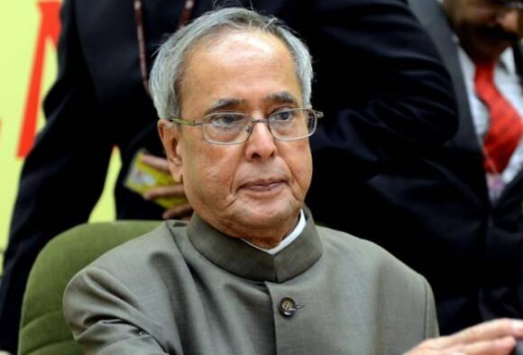 Demonetisation May Lead To Temporary Slowdown Of The Economy President Pranab Mukherjee নোট বাতিলের ফলে অর্থনীতি সাময়িক শ্লথ হতে পারে: প্রণব মুখোপাধ্যায়