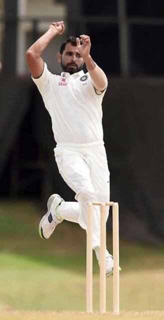 মহম্মদ শামির পরিবারে ফাস্ট বোলারের ছড়াছড়ি। তাঁর বাবা তৌসিফ আলি ছিলেন পেসার। তিন ভাইও পেসার। তবে সবচেয়ে জোরে বল শামিই করেন