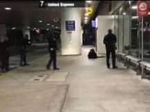 গুলি চলেনি, বন্দুকবাজের হামলা হয়নি লস অ্যাঞ্জেলস বিমানবন্দরে, দাবি পুলিশের