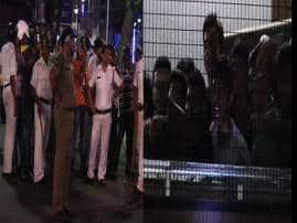 রোগী মৃত্যু ঘিরে পরিজন ও জুনিয়র ডাক্তারদের সংঘর্ষে রণক্ষেত্র এসএসকেএম Unrest In Sskm Clash Over Death Of A Patient Between Relatives And Junior Doctors রোগী মৃত্যু ঘিরে পরিজন ও জুনিয়র ডাক্তারদের সংঘর্ষে রণক্ষেত্র এসএসকেএম