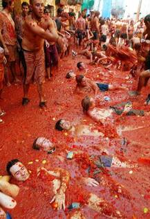 স্পেনের বিখ্যাত 'লা টম্যাটিনা ফেস্টিভ্যাল', দেখুন উৎসবের কিছু ছবি...