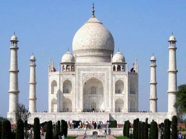 Taj Mahal 2nd best UNESCO world heritage site after Angkor Wat প্রথমে আঙ্কোর ভাট, ভ্রমণ পোর্টালের সমীক্ষায় দ্বিতীয় সর্বসেরা ইউনেস্কোর ওয়ার্ল্ড হেরিটেজ স্থল তাজমহল