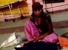 এবার উত্তরপ্রদেশ, মিলল না অ্যাম্বুলেন্স, মরা বাচ্চা কোলে সারারাত হাসপাতালের বাইরে মা