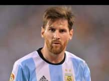 ফের চোট পেয়ে মাঠ থেকে ছিটকে গেলেন মেসি