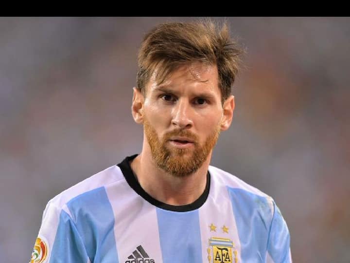 তবে উরুগুয়ে ম্যাচেই চোট পেয়েছেন মেসি। ভেনেজুয়েলার বিরুদ্ধে তিনি খেলতে পারবেন না।