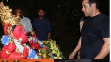 গণেশ পুজোয় মেতেছে বলিউড, দেখুন তারকাদের বাড়িতে গণপতির আরাধনার ছবি