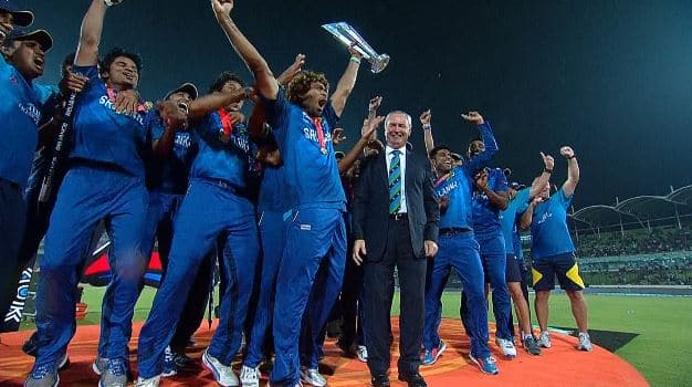 গেইল ৬৬ বলে ১৭ ছক্কা ও ১৩ চারের সাহায্যে ১৭৫ রানের ইনিংস খেলেছিলেন।