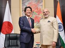 আসিয়ান ও পূর্ব এশিয়া সম্মেলনে যোগ দিতে লাওসে মোদী