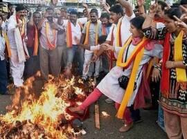 Cauvery Water Dispute Complete Shutdown In Bengaluru South Karnataka কাবেরী জলবণ্টন বিতর্ক: প্রতিবাদে ফেটে পড়েছে কর্নাটক, পালিত সর্বাত্মক বনধ