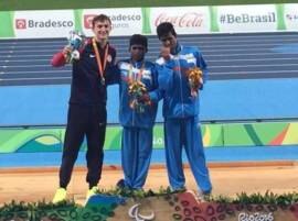 Thangavelu Strikes Gold Bhati Gets Bronze In Paralympics প্যারালিম্পিকে হাইজাম্পে সোনা, ব্রোঞ্জ ভারতের
