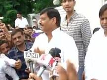 কিসসা কুর্সি কা: ক্ষুব্ধ শিবপালের সঙ্গে সাক্ষাৎ দাদা মুলায়মের, গৃহীত হল না ইস্তফাপত্র