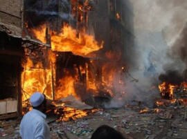 Suicide Bomber Kills 25 At Mosque In Northwest Pakistan প্রার্থনার সময় পাক মসজিদে আত্মঘাতী বিস্ফোরণ, নিহত ২৫
