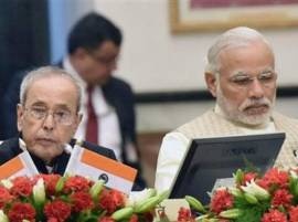 Prime Minister Meets President Pranab Mukherjee To Brief Him On Uri Developments উরি হামলা: রাষ্ট্রপতির সঙ্গে বৈঠক প্রধানমন্ত্রীর