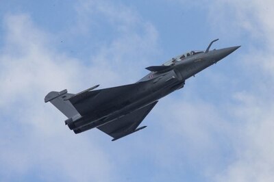 SC directs Centre to file response by May 4 to petitions seeking review of Rafale verdict শনিবারের মধ্যে কেন্দ্রকে রাফাল রায় রিভিউ পিটিশনের জবাব পেশ করতে বলল সু্প্রিম কোর্ট