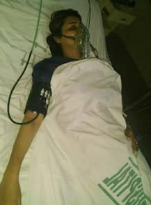 পাকিস্তানের জনপ্রিয় টিভি প্রোগ্রাম অ্যাঙ্কর সানা ফয়জলকে বিষ দিল ১ ‘ভক্ত’