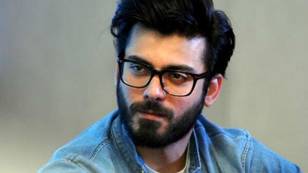 ২ সন্তানের বাবা হিসাবে পৃথিবীতে ‘আরও শান্তি’ চান ফওয়াদ Hope We Can Live In A Peaceful World Fawad On Indo Pakistan Issue ২ সন্তানের বাবা হিসাবে পৃথিবীতে ‘আরও শান্তি’ চান ফওয়াদ