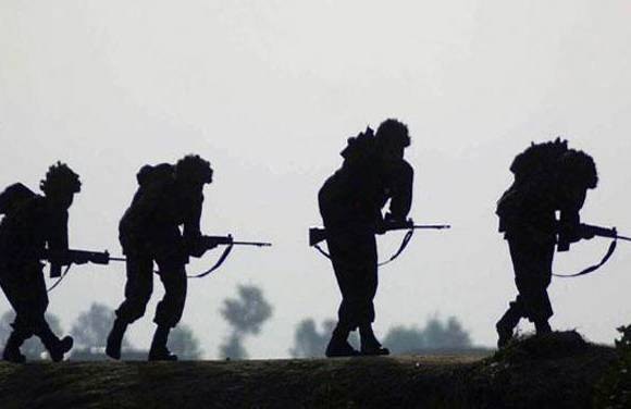 Pakistan Army Exercising Near Border Adjoining Jaisalmer জয়সলমীর সীমান্তে 'অনুশীলন' পাক সেনার, নজরদারি বাড়াচ্ছে বিএসএফ
