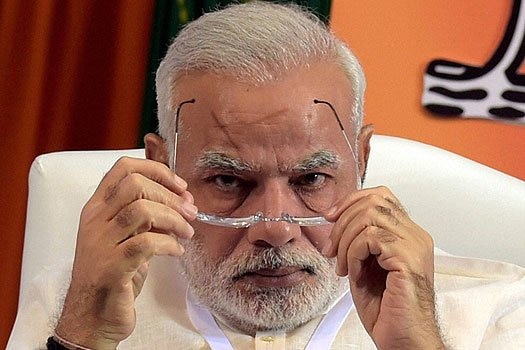 Unhappy With Group Of Secretaries Works Pm Modi Walks Out Of Presentation Midway আমলাদের কাজে অসন্তুষ্ট প্রধানমন্ত্রী বেরিয়ে গেলেন বৈঠক ছেড়ে